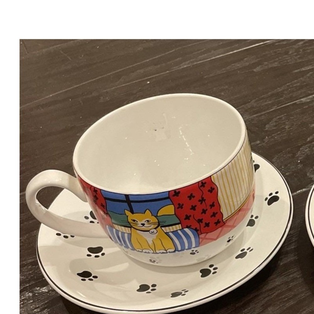 A la carte JCPenney Mug and Saucer Set White Cat Kitten Kitty Paw Print Portugal